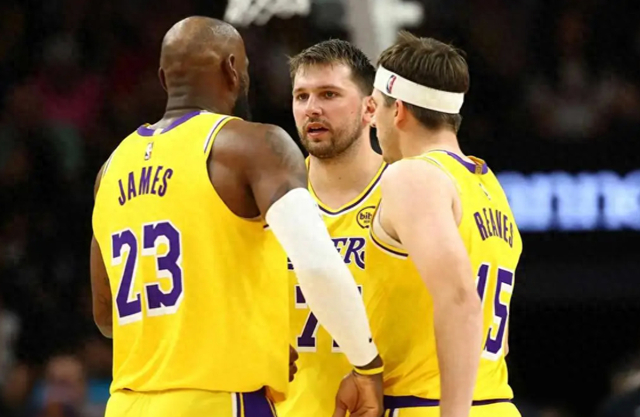 kaiyun sports-10战9胜正式锁定季后赛！这支湖人究竟发生了哪些变化？|东契奇|詹姆斯|俄克拉荷马雷霆队|圣安东尼奥马刺队|克利夫兰骑士队_新浪体育_新浪新闻